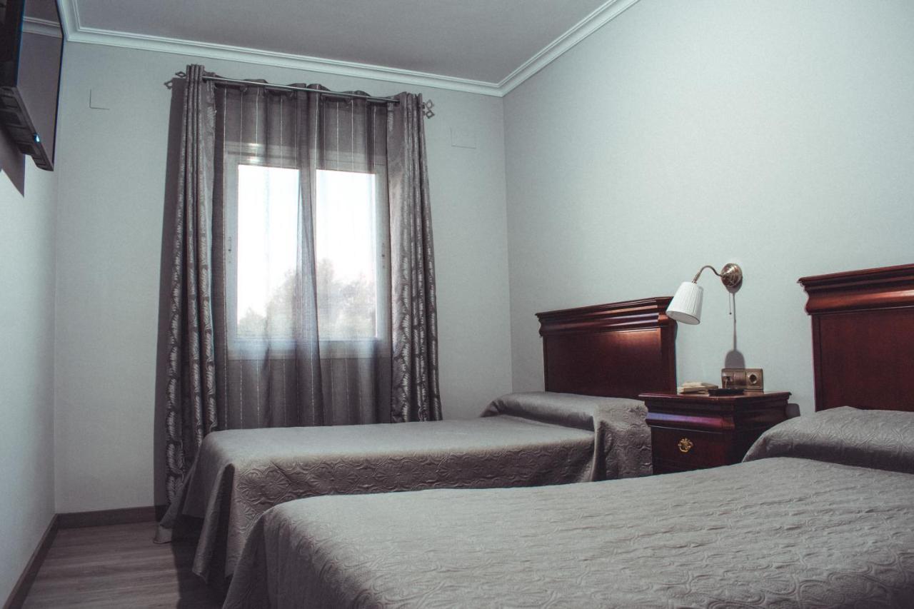 La Morona Hotel Morón de la Frontera Esterno foto